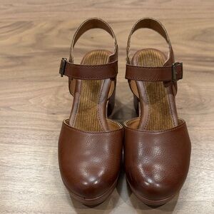 b.o.c. Natasha Mary Jane Clog Brown size 7